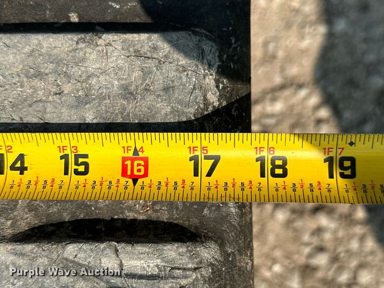 image for item MB9586 2015 Bobcat T650  tracked skid steer loader