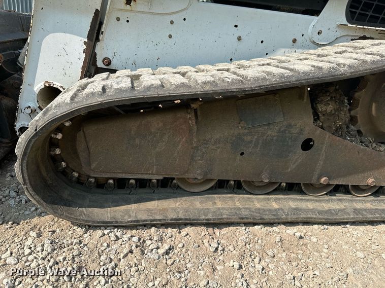 image for item MB9586 2015 Bobcat T650  tracked skid steer loader