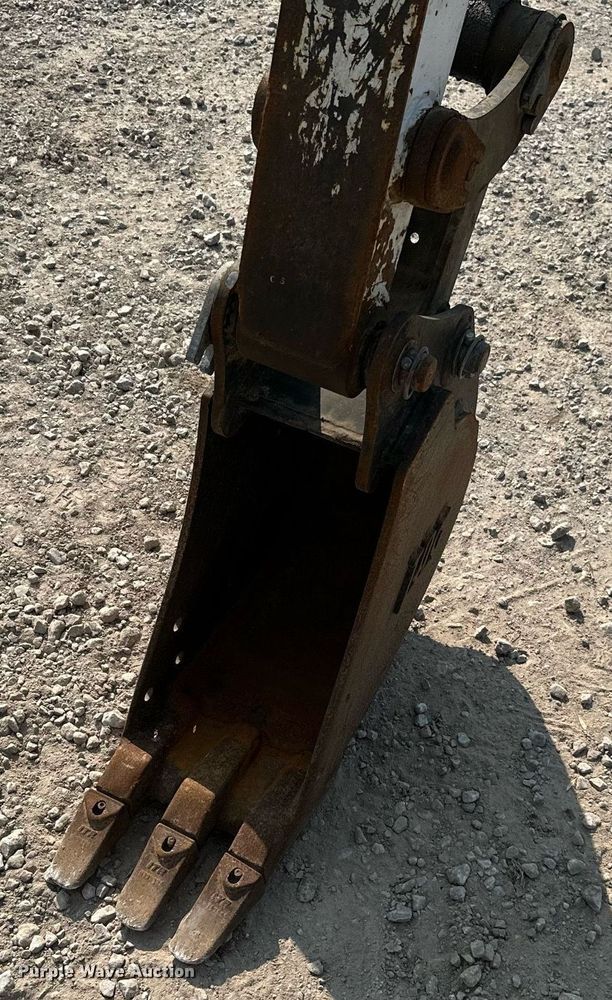 image for item MB9587 2014 Bobcat E32  mini excavator