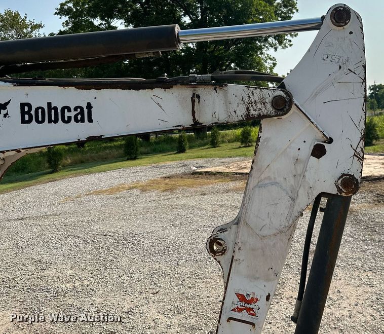 image for item MB9587 2014 Bobcat E32  mini excavator