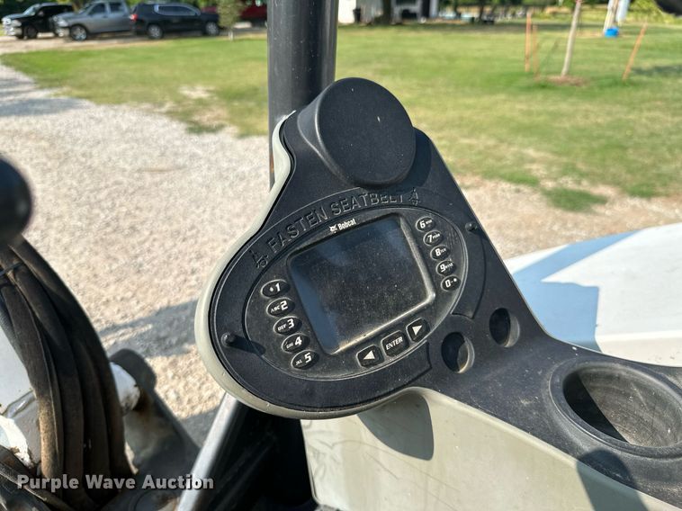 image for item MB9587 2014 Bobcat E32  mini excavator