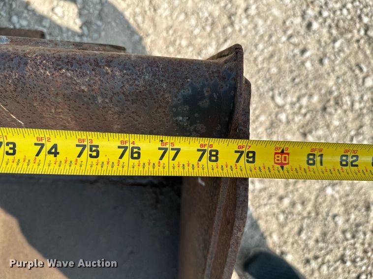 image for item MB9588 2006 Bobcat T300  tracked skid steer loader