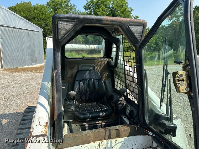 image for item MB9588 2006 Bobcat T300  tracked skid steer loader