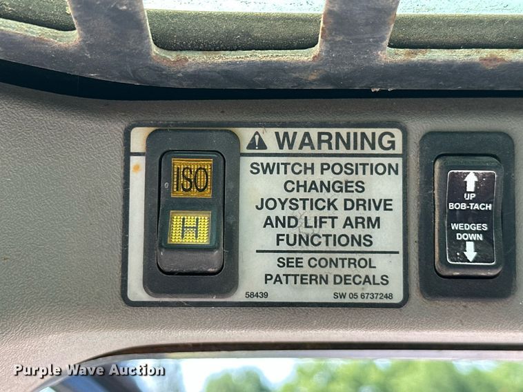 image for item MB9588 2006 Bobcat T300  tracked skid steer loader