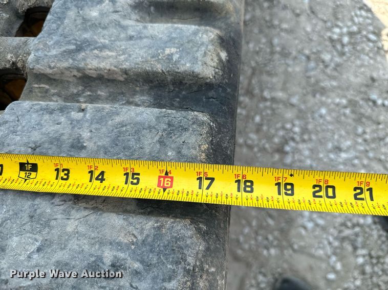 image for item MB9588 2006 Bobcat T300  tracked skid steer loader