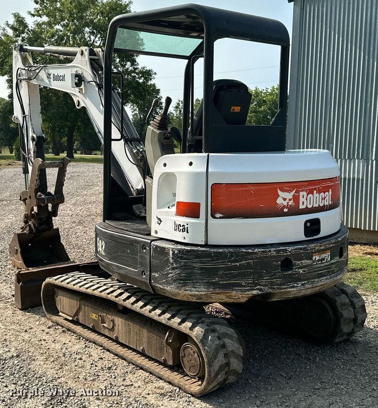 image for item MB9590 2013 Bobcat E42  mini excavator