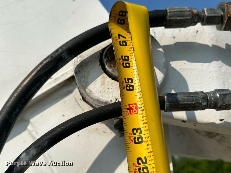 image for item MB9591 2011 Bobcat E42  mini excavator