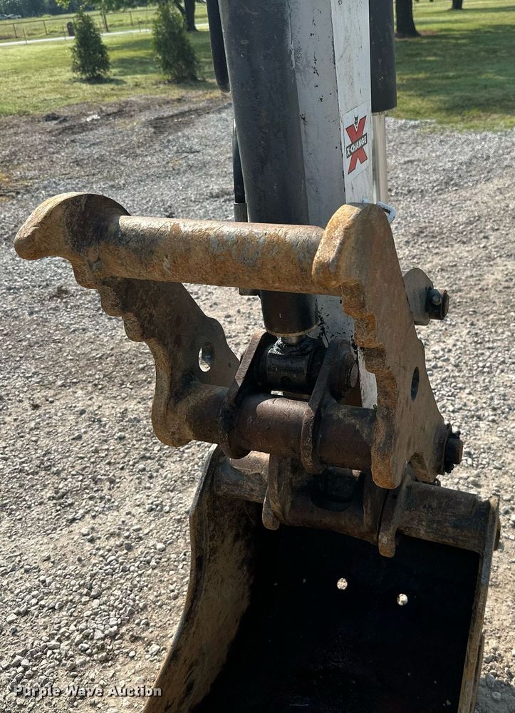 image for item MB9591 2011 Bobcat E42  mini excavator