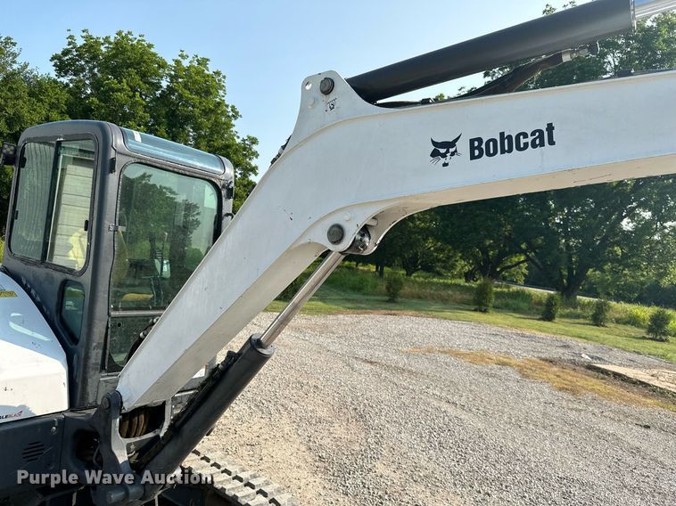 image for item MB9591 2011 Bobcat E42  mini excavator