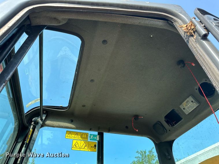 image for item MB9591 2011 Bobcat E42  mini excavator