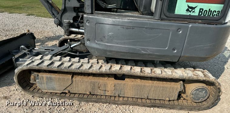 image for item MB9591 2011 Bobcat E42  mini excavator