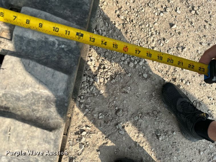 image for item MB9591 2011 Bobcat E42  mini excavator