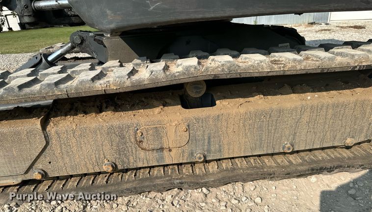 image for item MB9591 2011 Bobcat E42  mini excavator