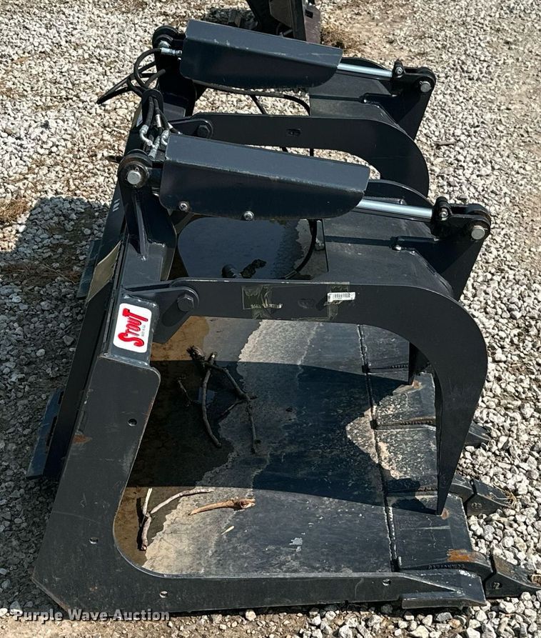 image for item MB9594 Bobcat 72-FB-T  72"W skid steer grapple bucket