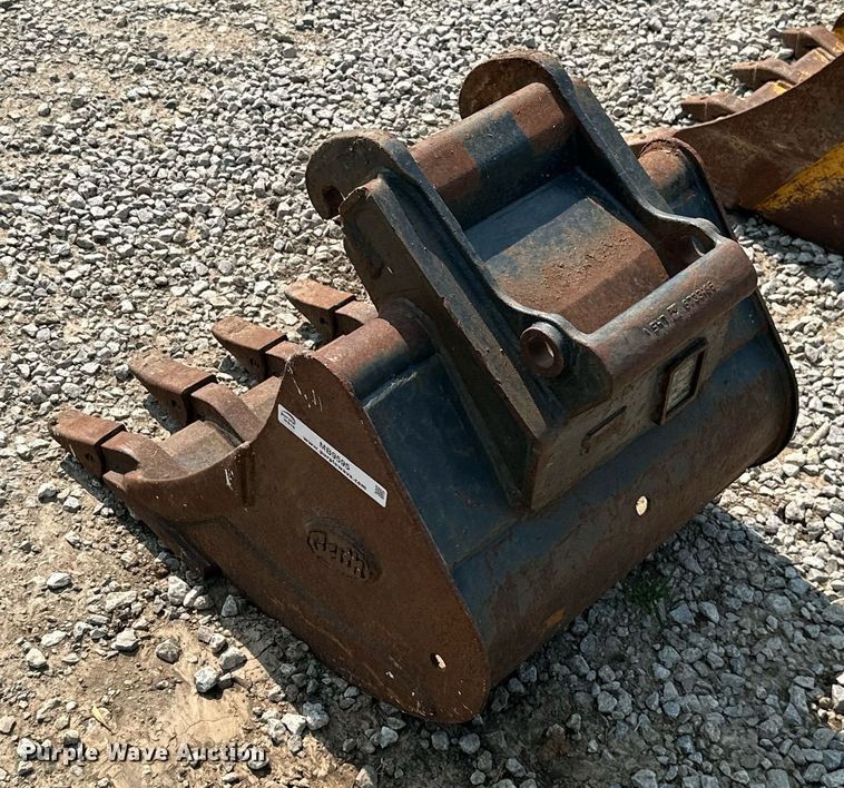 image for item MB9595 2016 Geith MX3HD  22"W excavator bucket