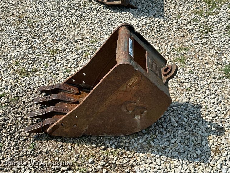 image for item MB9597 CP  14"W excavator bucket