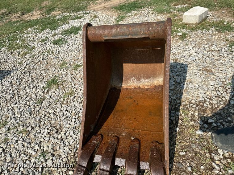 image for item MB9597 CP  14"W excavator bucket