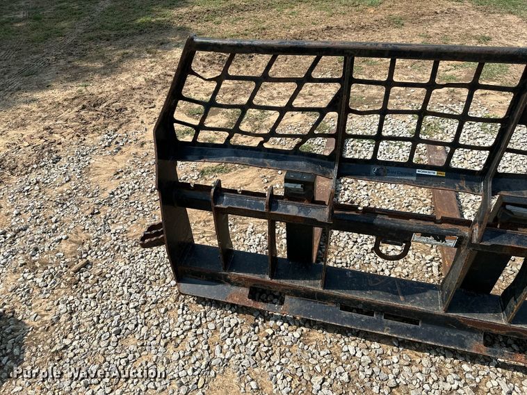 image for item MB9601 48"L skid steer forks