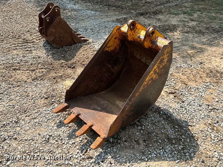 image for item MB9602 22"W excavator bucket