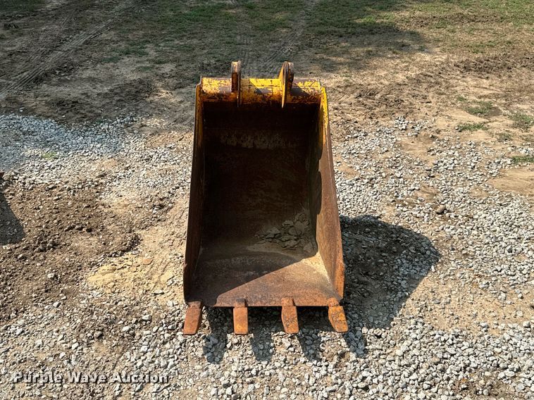 image for item MB9602 22"W excavator bucket