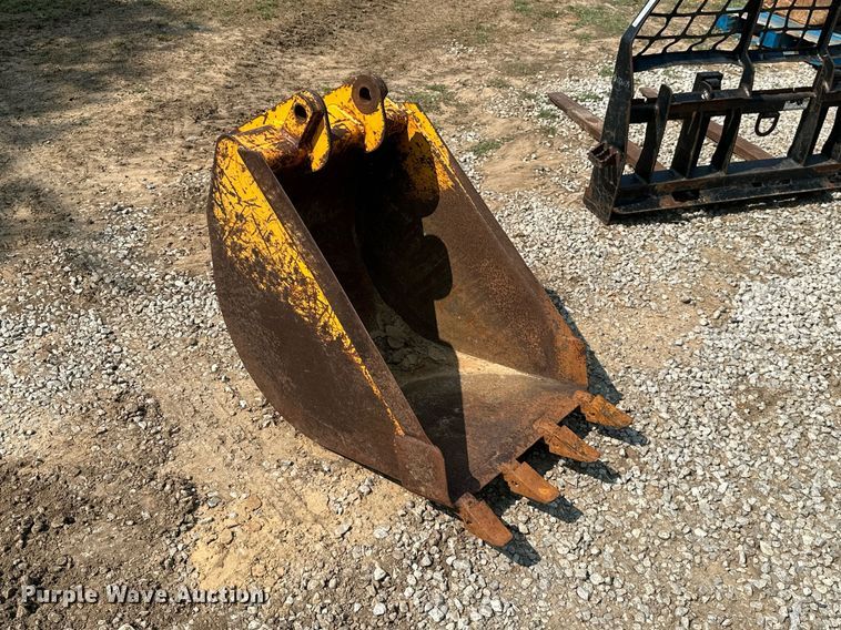 image for item MB9602 22"W excavator bucket