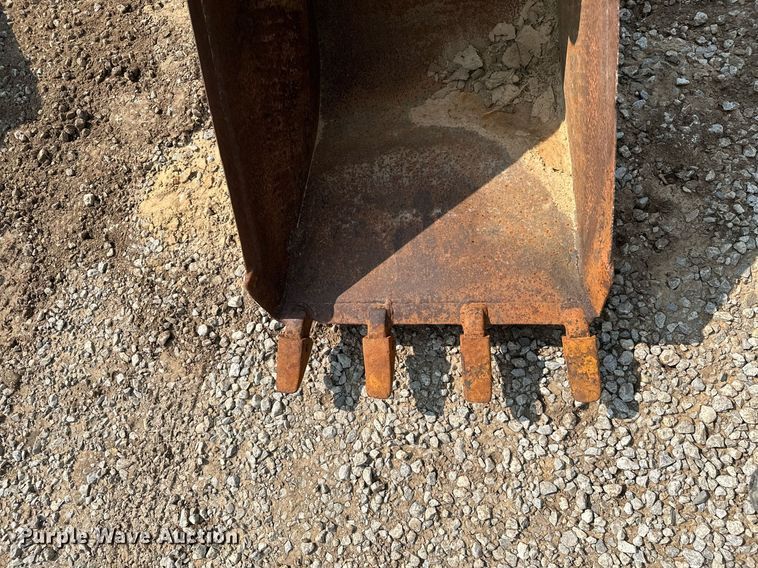 image for item MB9602 22"W excavator bucket