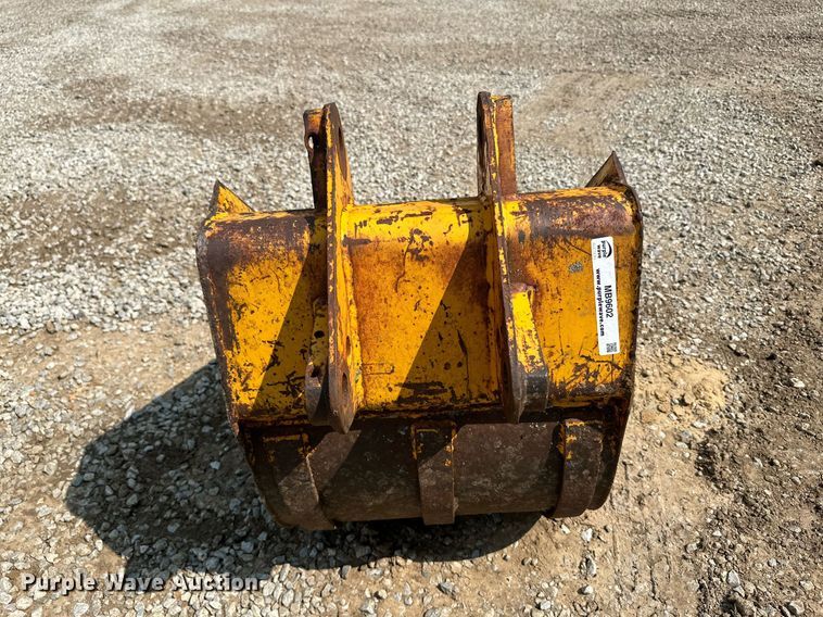 image for item MB9602 22"W excavator bucket