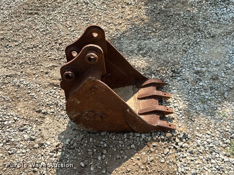 image for item MB9603 16"W excavator bucket