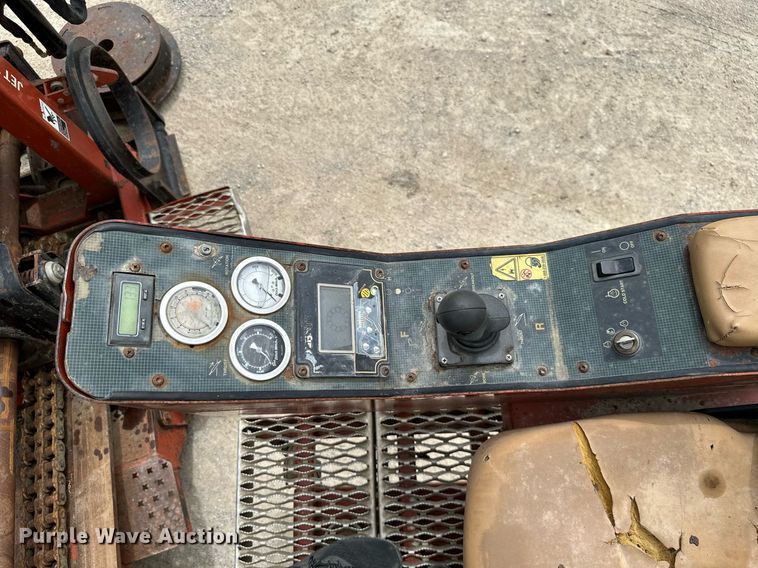 image for item MB9608 2000 Ditch Witch JT4020  directional boring unit