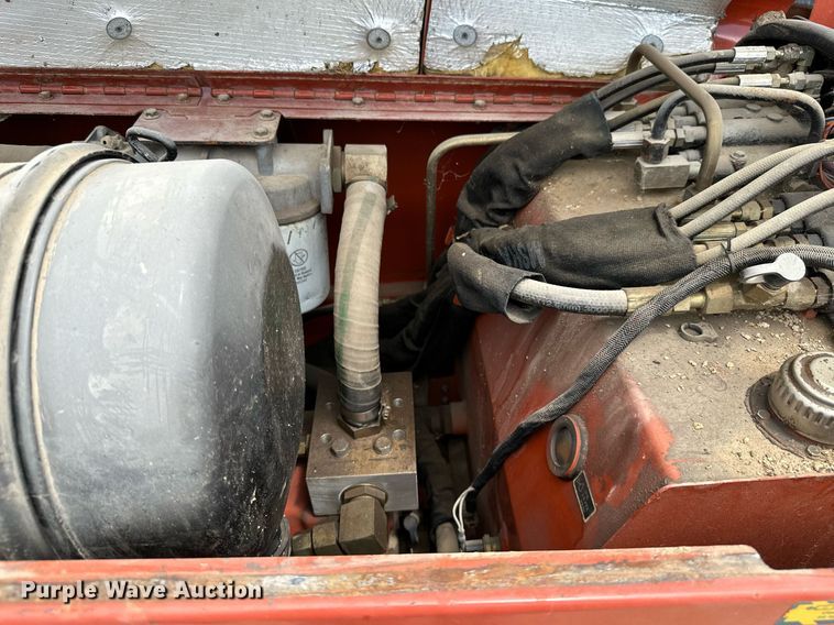 image for item MB9608 2000 Ditch Witch JT4020  directional boring unit