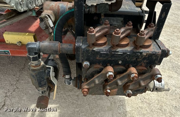 image for item MB9608 2000 Ditch Witch JT4020  directional boring unit