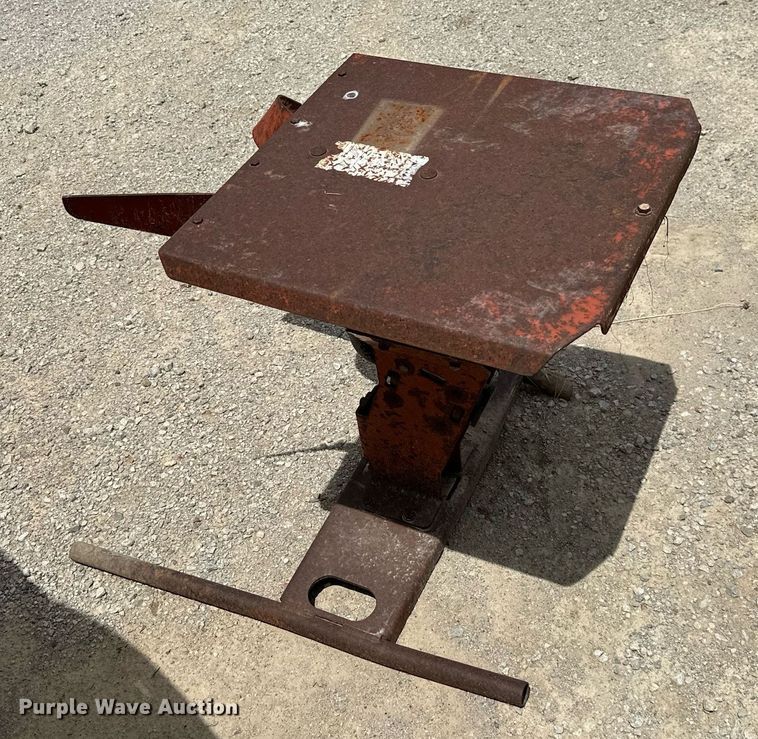 image for item MB9608 2000 Ditch Witch JT4020  directional boring unit