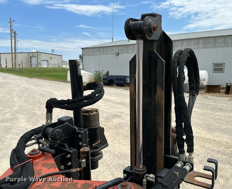 image for item MB9608 2000 Ditch Witch JT4020  directional boring unit