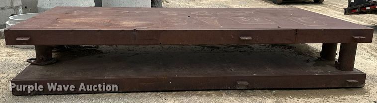 image for item MB9617 Trench box