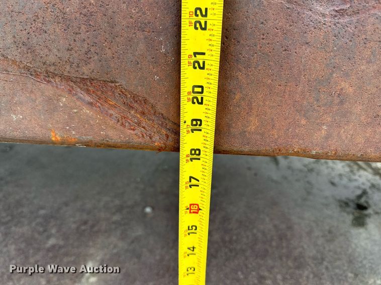 image for item MB9617 Trench box