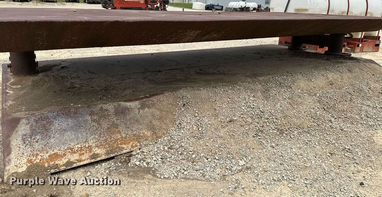 image for item MB9617 Trench box