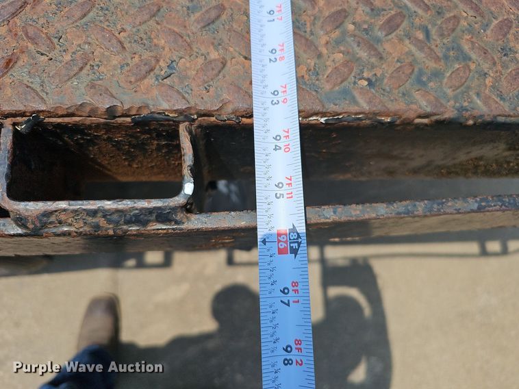 image for item MD9870 2006 GMC C4500  flatbed truck