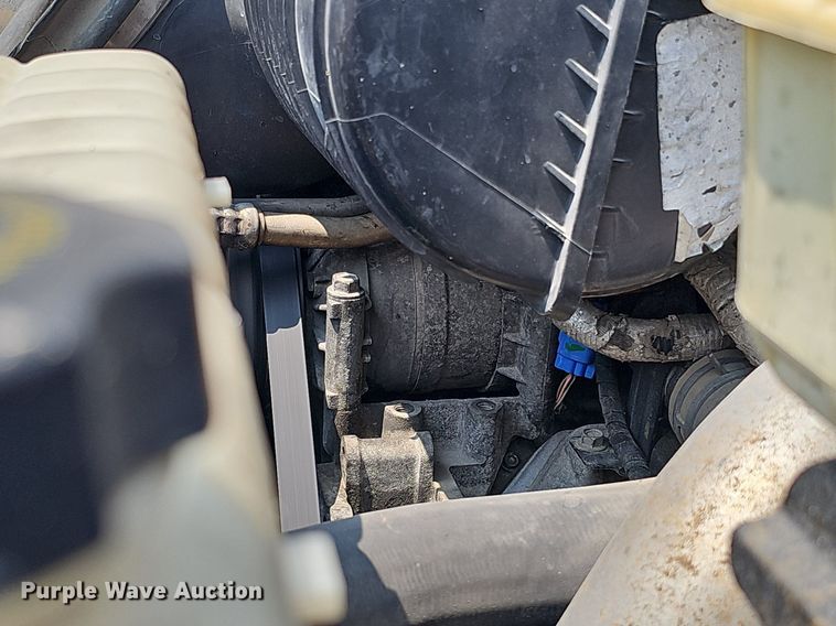 image for item MD9870 2006 GMC C4500  flatbed truck