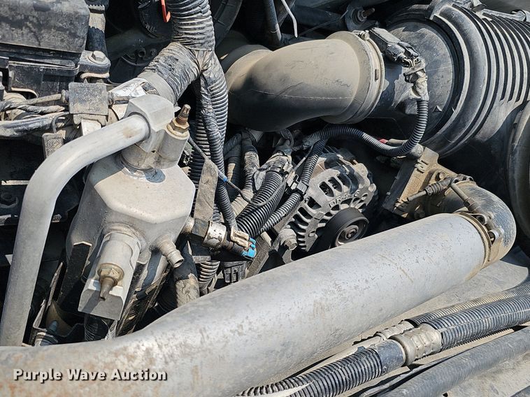 image for item MD9870 2006 GMC C4500  flatbed truck