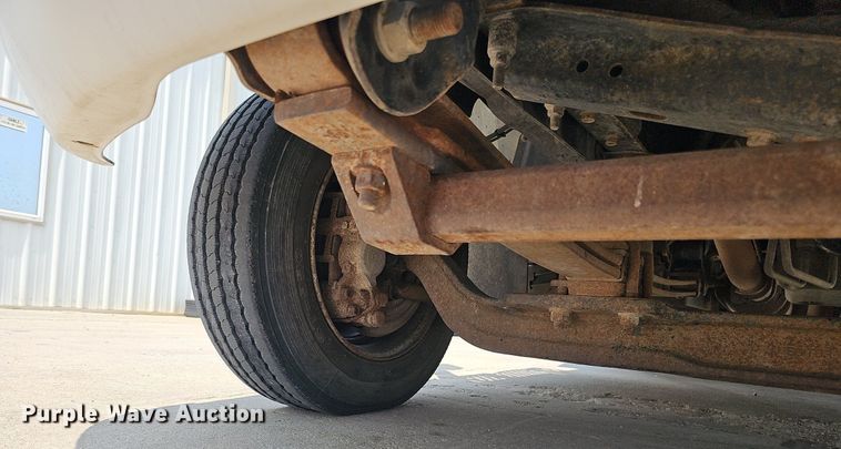 image for item MD9870 2006 GMC C4500  flatbed truck