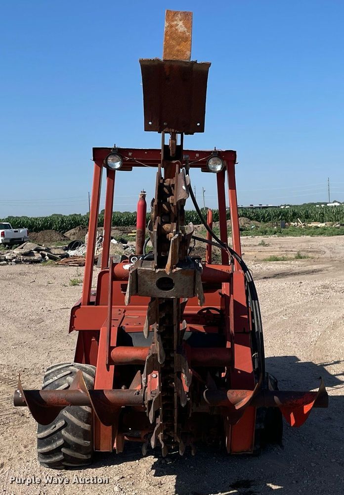 image for item ME9829 1986 Ditch Witch 5010DD  trencher