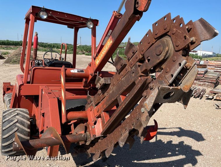 image for item ME9829 1986 Ditch Witch 5010DD  trencher