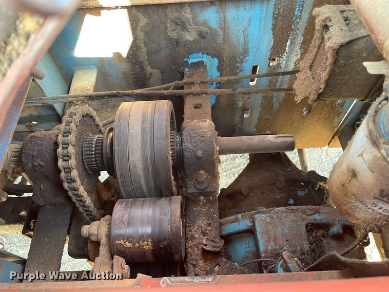 image for item ME9829 1986 Ditch Witch 5010DD  trencher