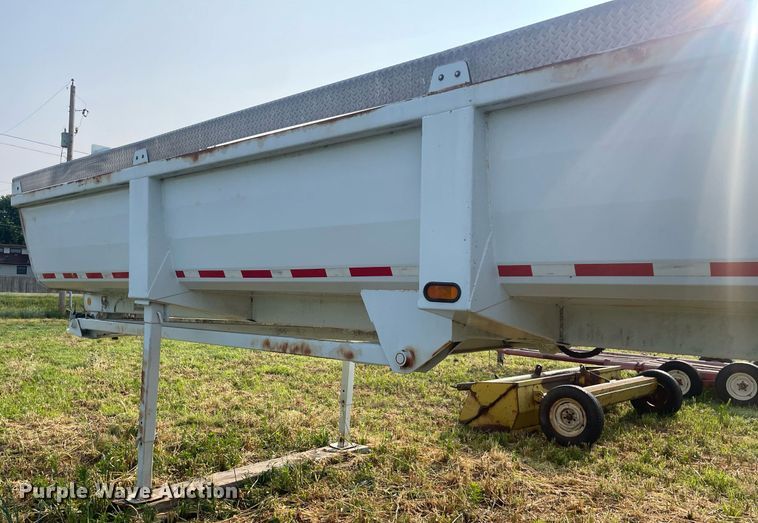 image for item ME9914 2004 V.E. Enterprises DT-29-V.E.Lite  end dump trailer