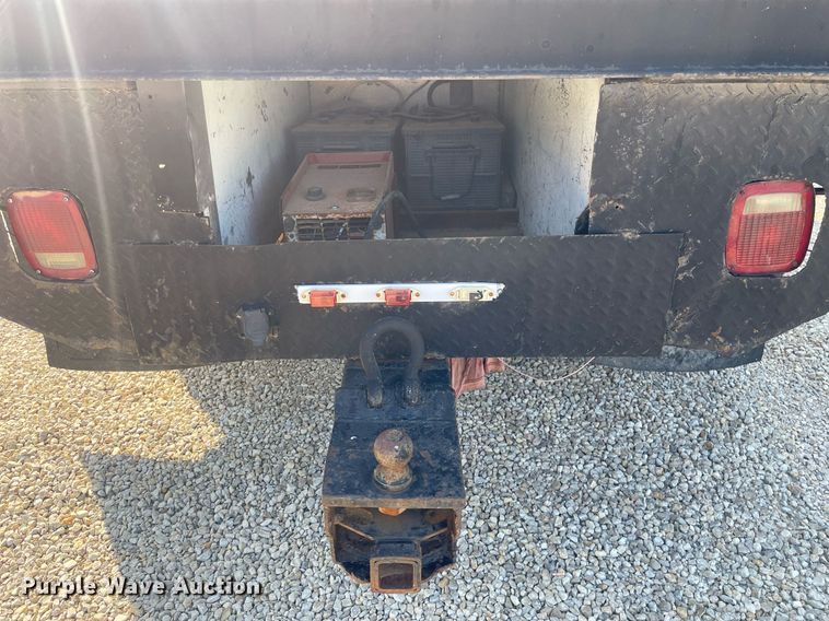 image for item ME9939 1991 International 4900  crane truck