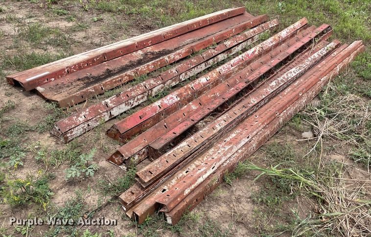 image for item ME9985 Symons  concrete form corner panels