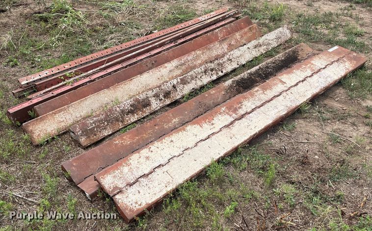 image for item ME9985 Symons  concrete form corner panels