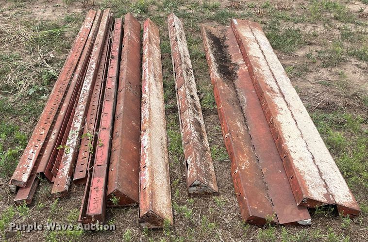 image for item ME9985 Symons  concrete form corner panels