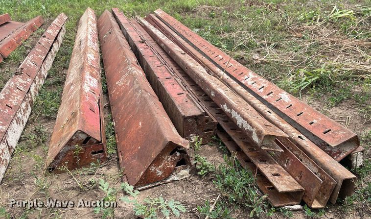 image for item ME9985 Symons  concrete form corner panels