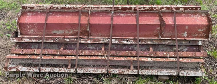 image for item ME9985 Symons  concrete form corner panels